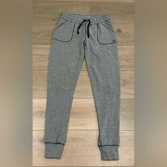 Albion  Heather Gray At Ease Joggers - Picture 2 of 5